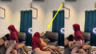 Bokep Indo BarbieDoll Dua Wanita Hijabers Threesome Mantap Banget