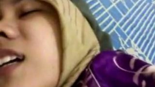 Bokep Indo Tudung kuning