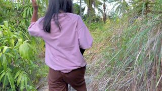 Bokep Indo Pacar Ngajak Ngentot Di Hutan