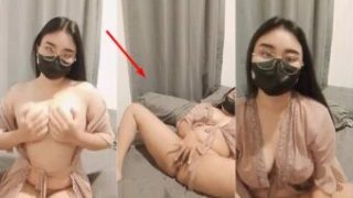 Bokep Indo Kakak Belajar Binal Semprotin Memek Pake Anu